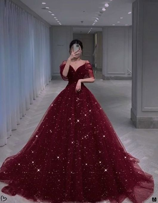 لباس عروس پرنسسی قرمز باکلاس و جذاب