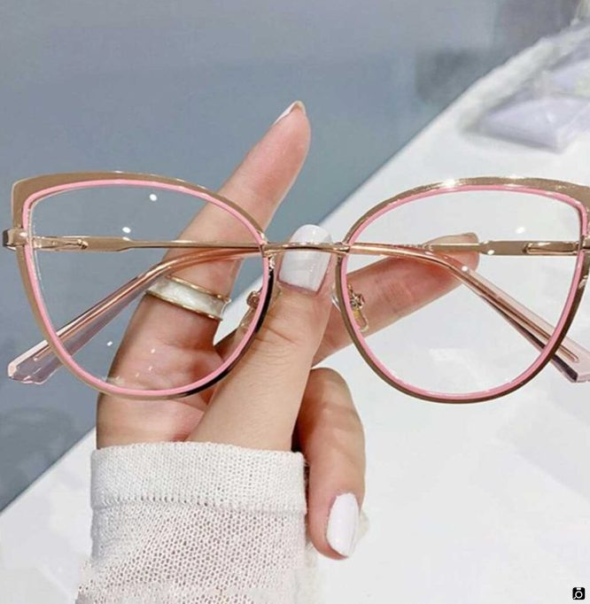 عینک طبی دخترانه خاص و شیک