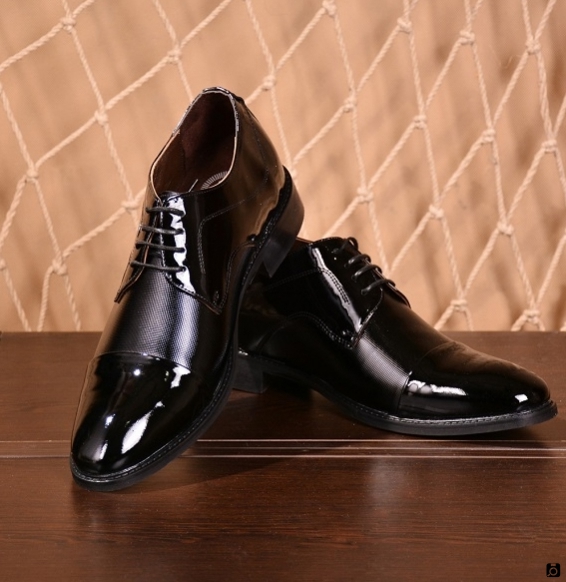 کفش ورنی مردانه پاشنه مخفی