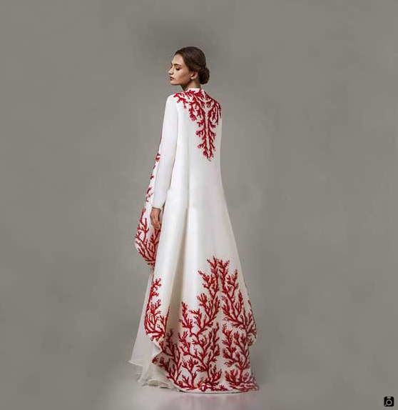 لباس مجلسی بلند دخترانه ترکی با برش‌های دقیق و زیبا 
