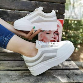 کفش دخترانه