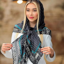 روسری زنانه نخی