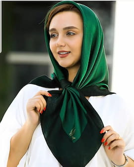 روسری زنانه