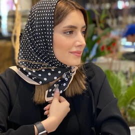 روسری زنانه نخی