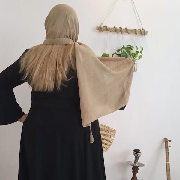 عکس-شال زنانه پلیسه