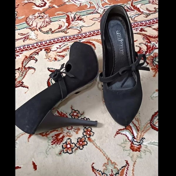 عکس-کفش زنانه جیر