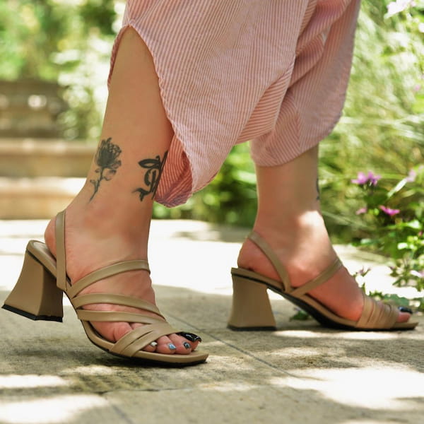 عکس-کفش پاشنه دار زنانه تک رنگ
