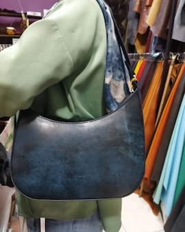 کیف زنانه چرم شتری