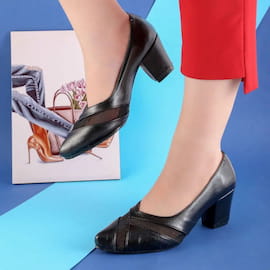 کفش پاشنه دار زنانه