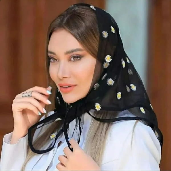 عکس-مینی اسکارف زنانه سفید