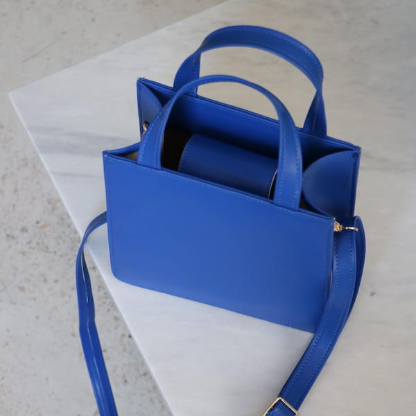 عکس-کیف زنانه آبی