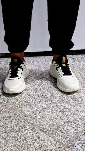 کفش مردانه سفید