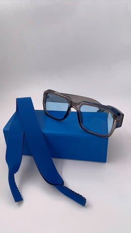 عینک زنانه آبی