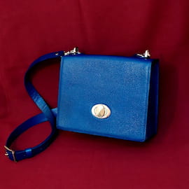 کیف زنانه چرم آبی کاربنی