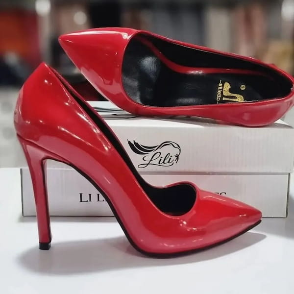 عکس-کفش زنانه ورنی قرمز