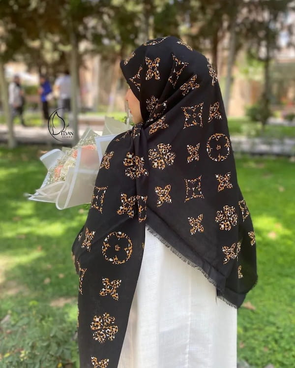 عکس-روسری پاییزه زنانه نخ پنبه تک رنگ