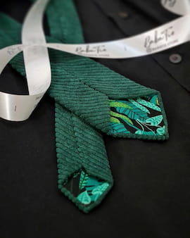 کراوات مردانه مخمل کبریتی سبز