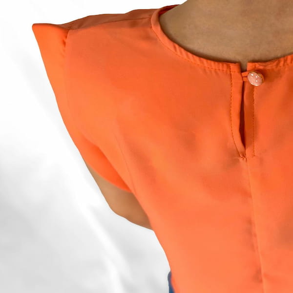 عکس-نیم تنه زنانه کرپ نارنجی