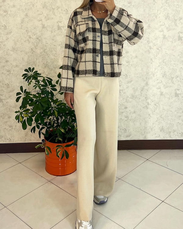 عکس-تاپ پاییزه زنانه مخمل کبریتی
