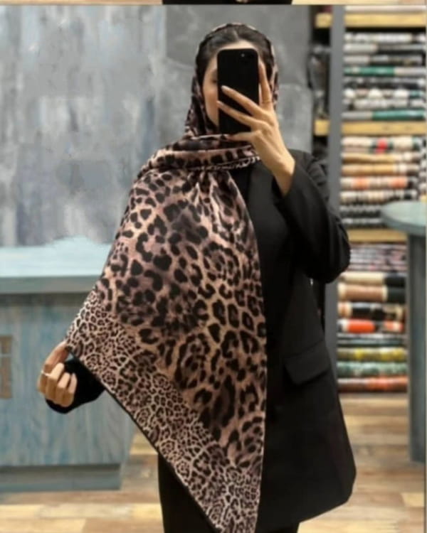 عکس-روسری پاییزه زنانه کشمیر تک رنگ