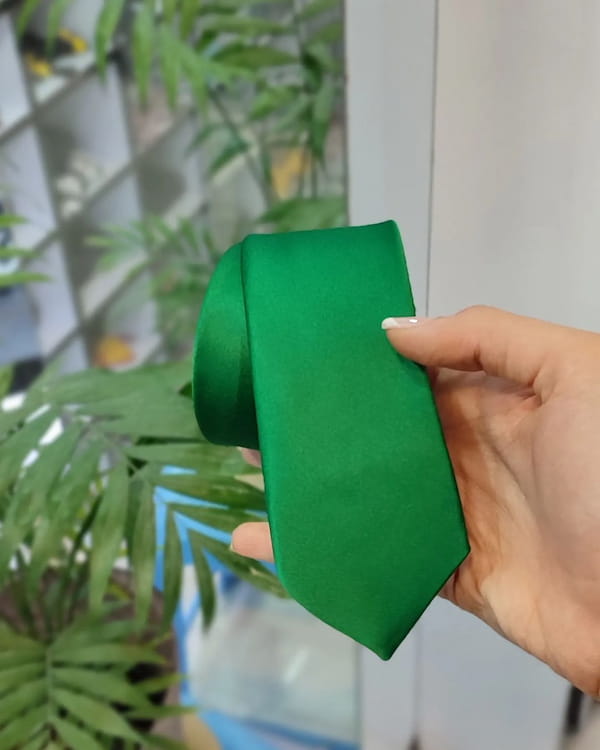 عکس-کراوات مردانه ساتن سبز