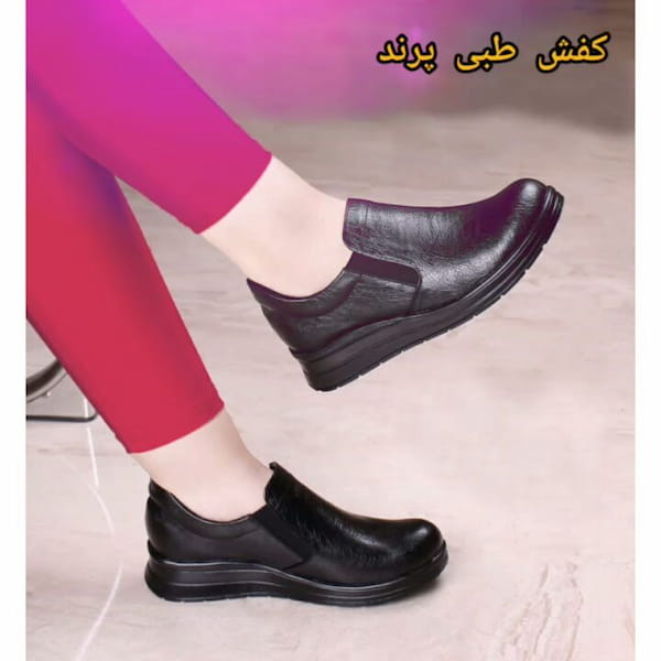 عکس-کفش طبی زنانه چرم صنعتی مشکی