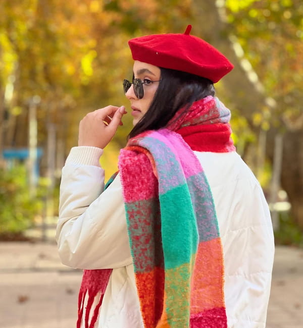 عکس-روسری زنانه پشمی پاستلی