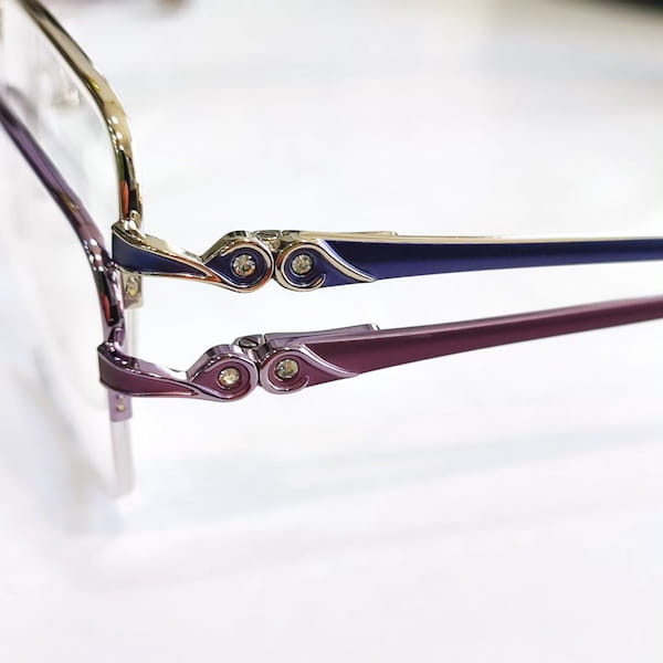 عکس-عینک زنانه افتابی لنز