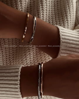 دستبند زنانه پیشتاز