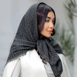 روسری زنانه