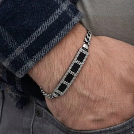 دستبند مردانه مشکی