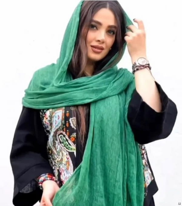 عکس-شال زنانه نخی