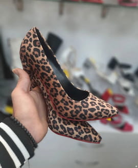 کفش کفش پاشنه دار مجلسی زنانه سوییت