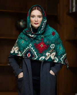 روسری زنانه نخی