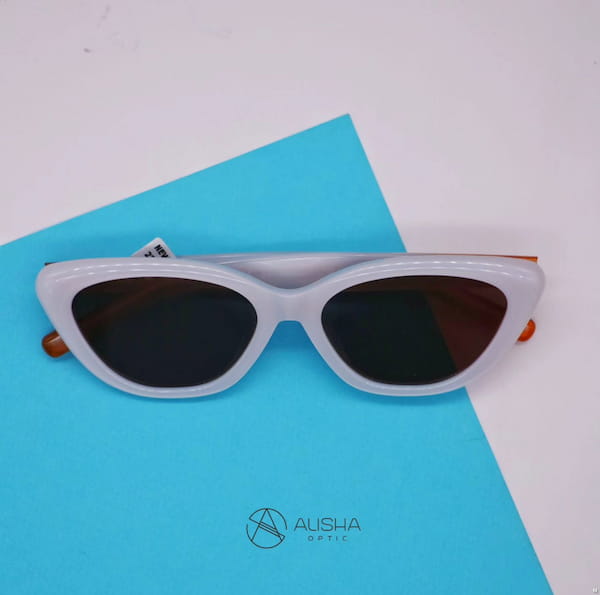عکس-عینک افتابی زنانه کائوچو سفید