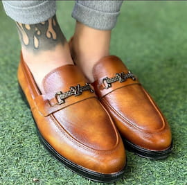 کفش مردانه عسلی