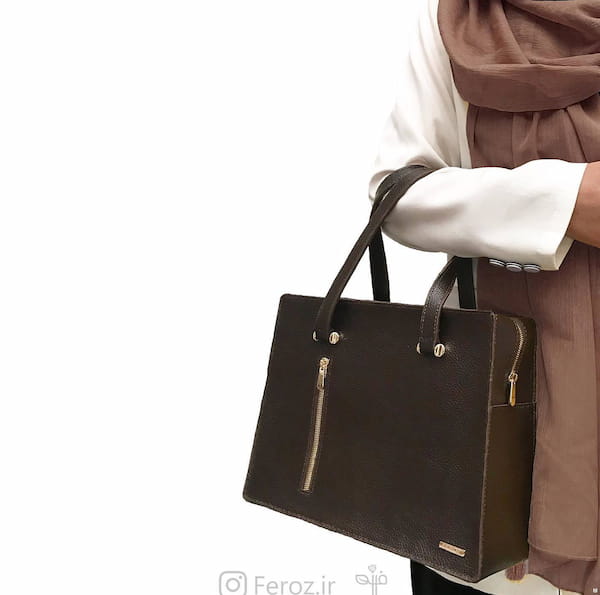عکس-کیف زنانه چرم طبیعی قهوه ای