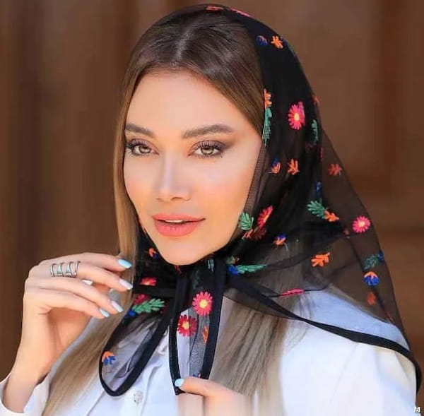 عکس-مینی اسکارف گلدوزی زنانه تور تک رنگ