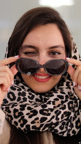 عینک افتابی زنانه صورتی