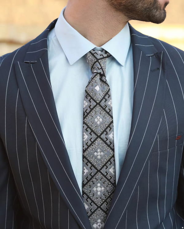 عکس-کراوات مردانه طوسی