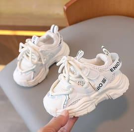 کفش طبی بچگانه سفید