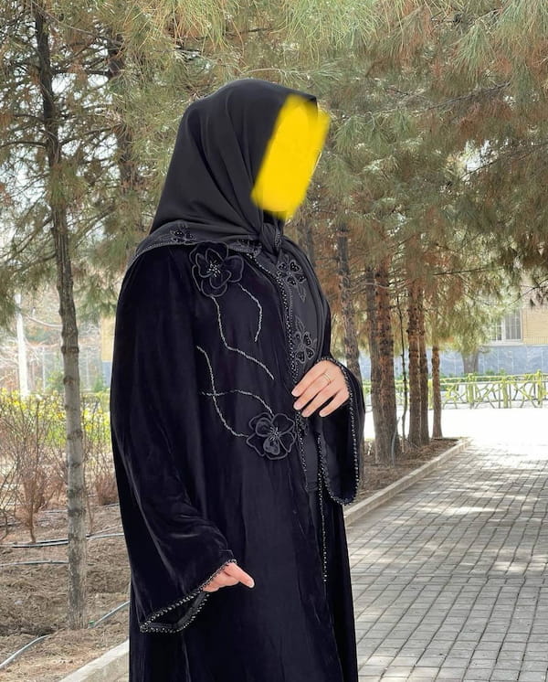 عکس-روسری گلدوزی زنانه مخمل مشکی