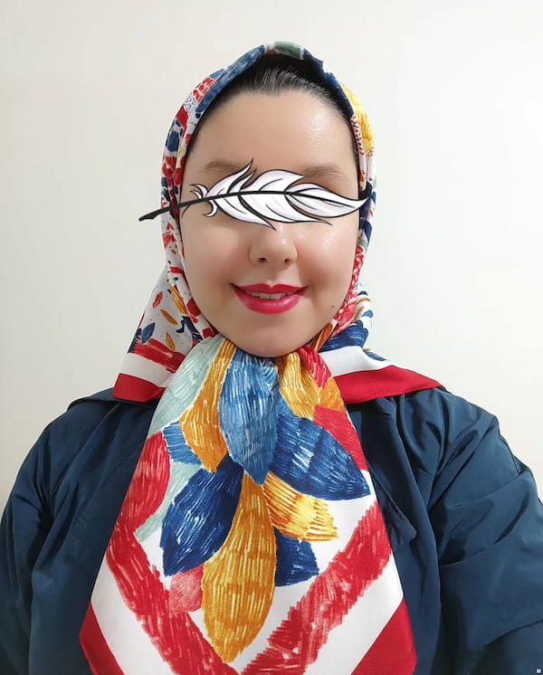 عکس-روسری زنانه ابریشم توییل قرمز