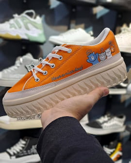 کفش دخترانه نارنجی
