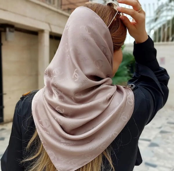 عکس-روسری زنانه ابریشم شنل