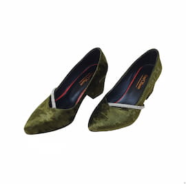 کفش کفش پاشنه دار مجلسی زنانه سبز
