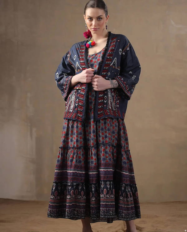 عکس-پیراهن گلدوزی زنانه پنبه تک رنگ