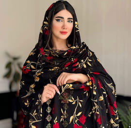 چادر زنانه نخی