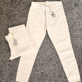 شلوار جین بچگانه سفید