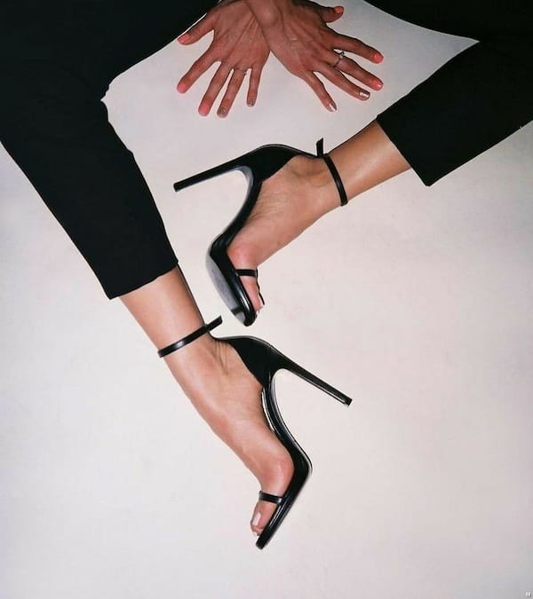 عکس-کفش پاشنه دار  زنانه